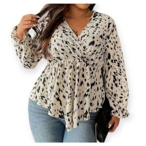 SHEIN BLACK & WHITE PEPLUM BLOUSE SZ.3XL EUC.